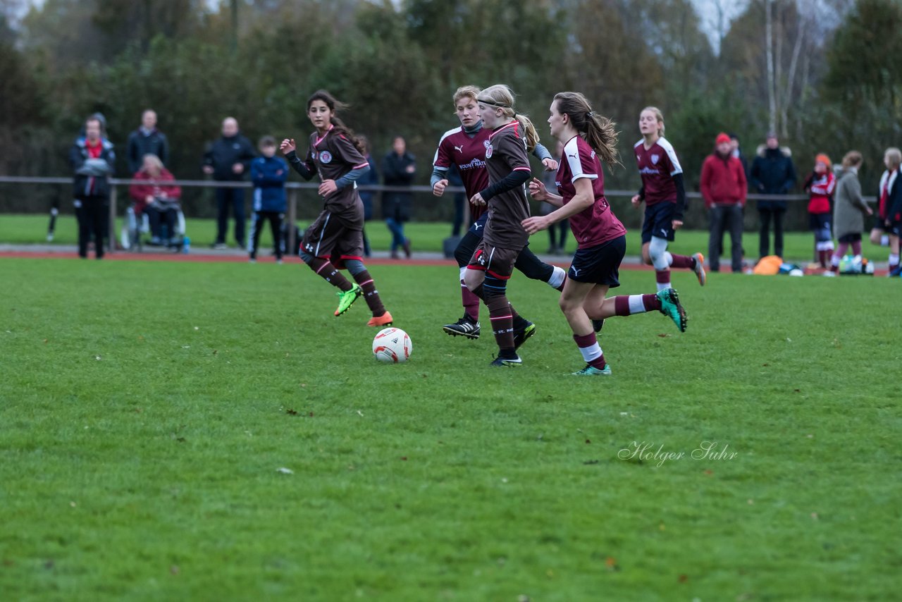 Bild 200 - C-Juniorinnen Halstenbek-Rellingen - St.Pauli : Ergebnis: 0:5